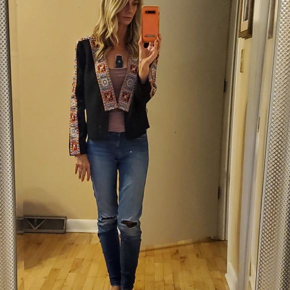 BCBG EMBROIDERED BLAZER SZ SMALL - Picture 2 of 7